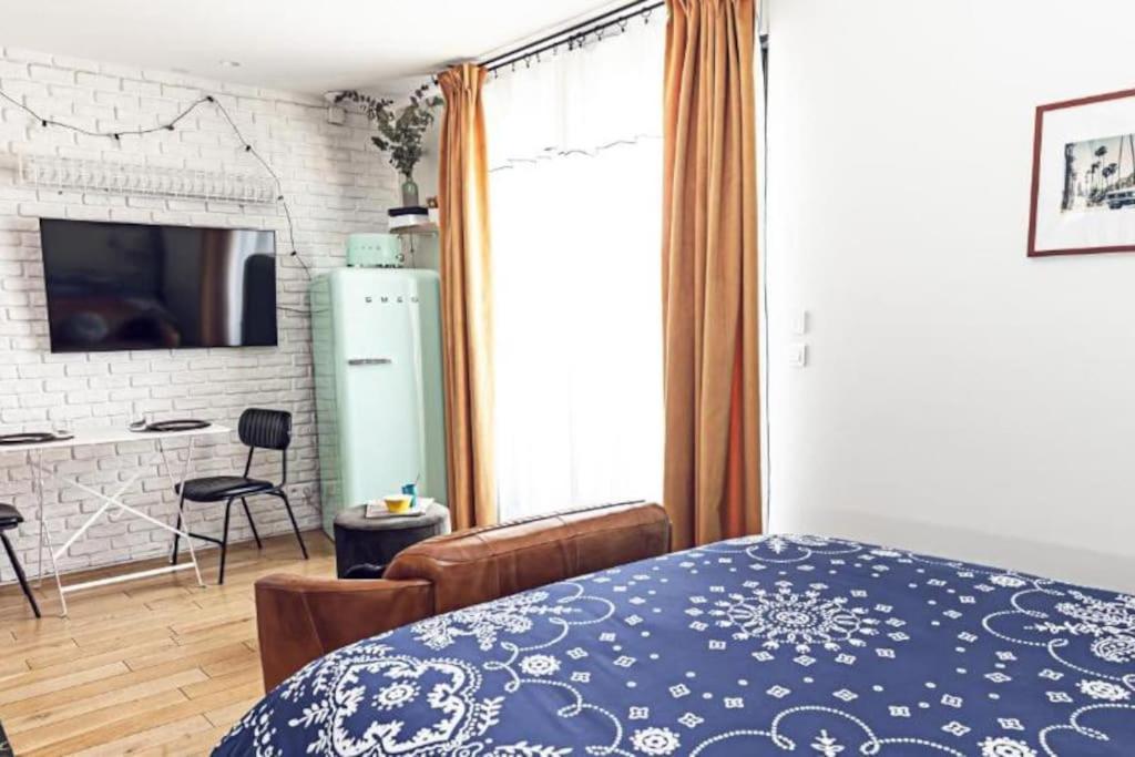 Le Studio De La Rue Mounie Антони Экстерьер фото